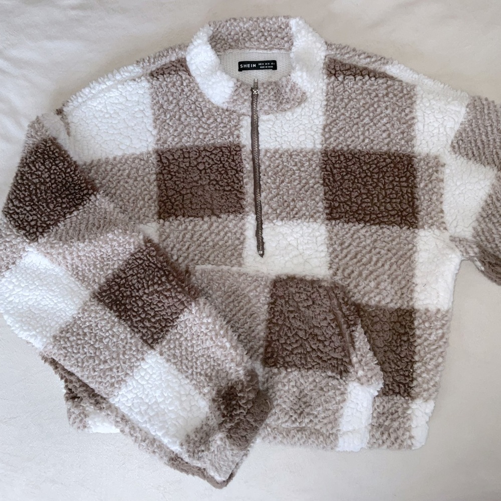 Brown plaid soft warm small sweater